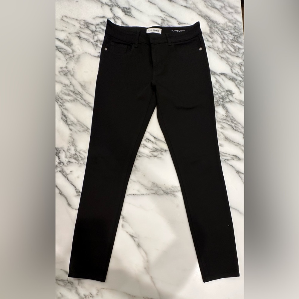 DL 1961 black skinny jeans size 28